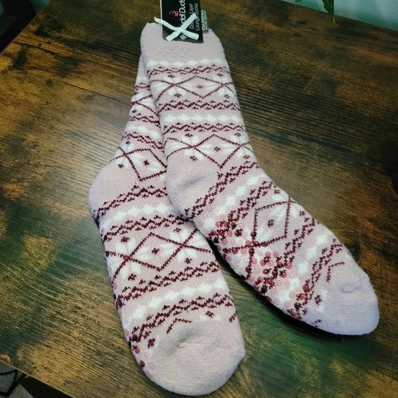 Plush Socks Sizes 4-10 - Picture 1 of 5